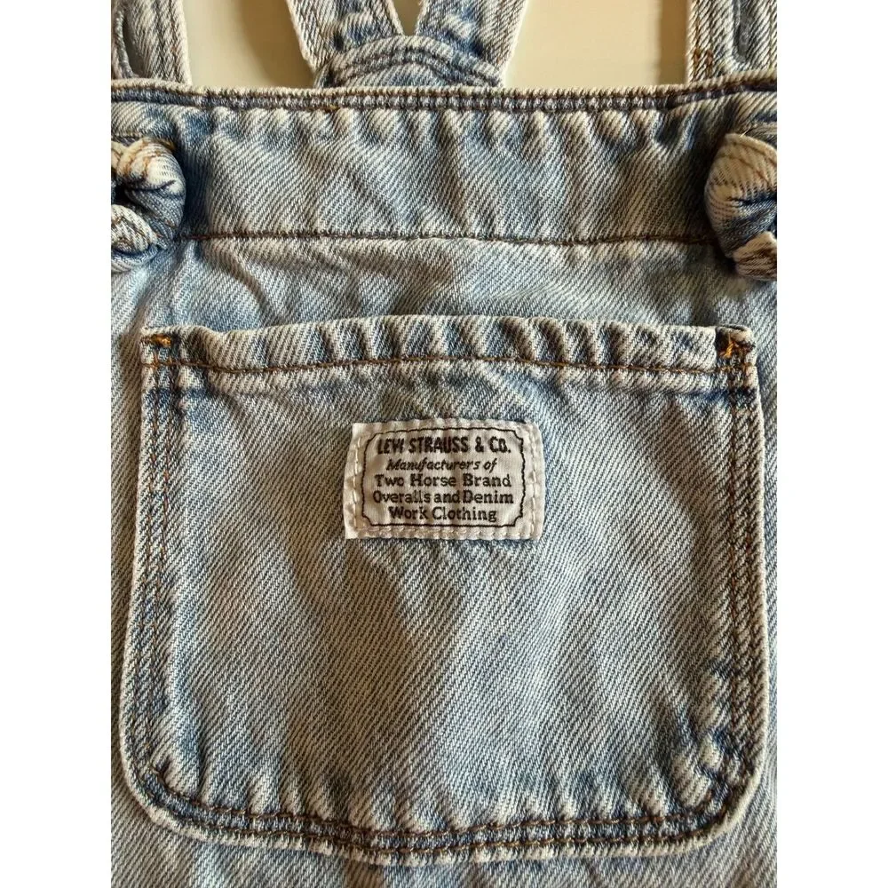Levi's Girls Size 8 Denim Light Wash Shortall Adjustable